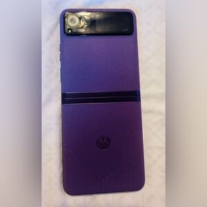 BRANDNEW MOTOROLA RAZR 2023